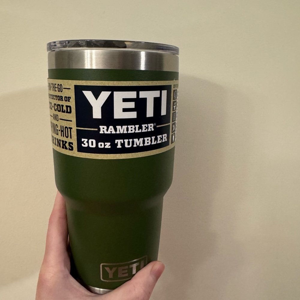 New 30oz Yeti Rambler Tumbler - Olive Green